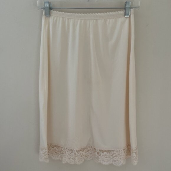 Vintage 70s Formfit Rogers Half Slip Pastel Pink Nylon Lace Size Short Small USA - Picture 4 of 8